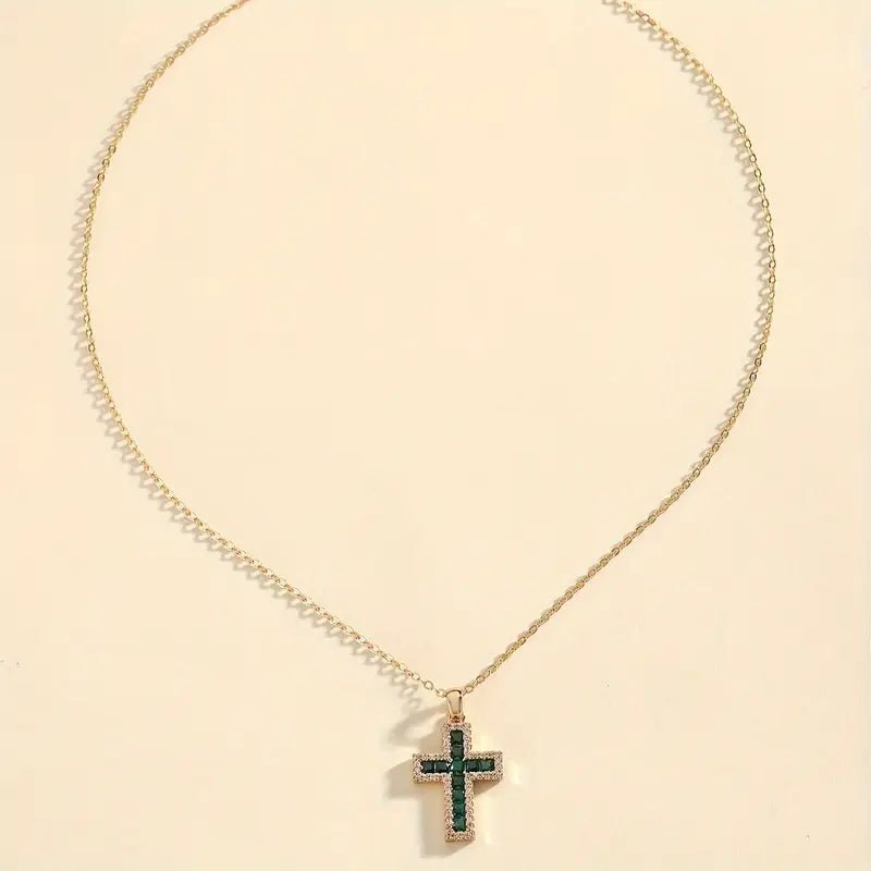 Solene Smaragd Cross Pendant Halskette | Gold